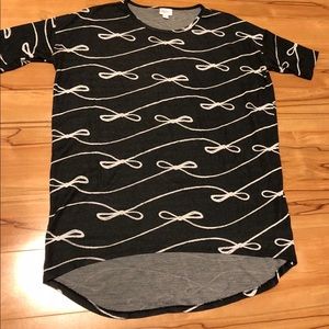LuLaRoe XS Irma in black bows